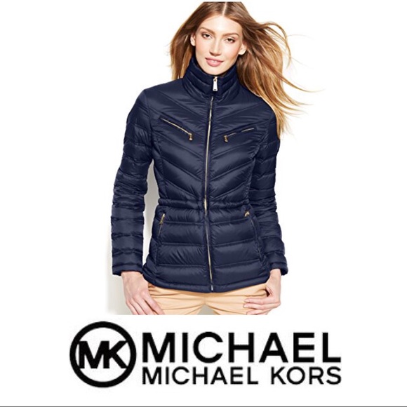 🎉Host Pick 🎉Michael Kors Packable Cinchable Navy Jacket - Picture 2 of 3