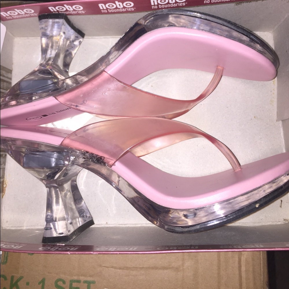 No Boundaries light up heels