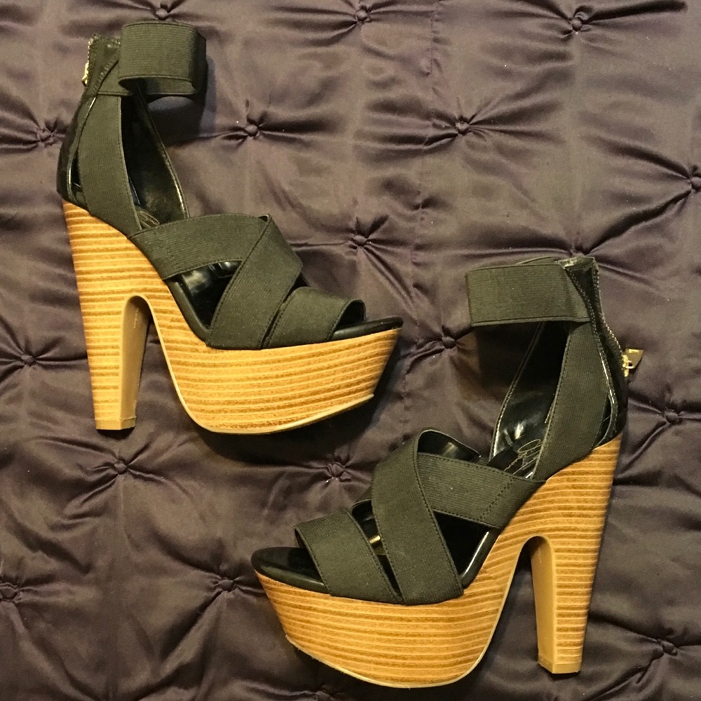Jessica Simpson heels