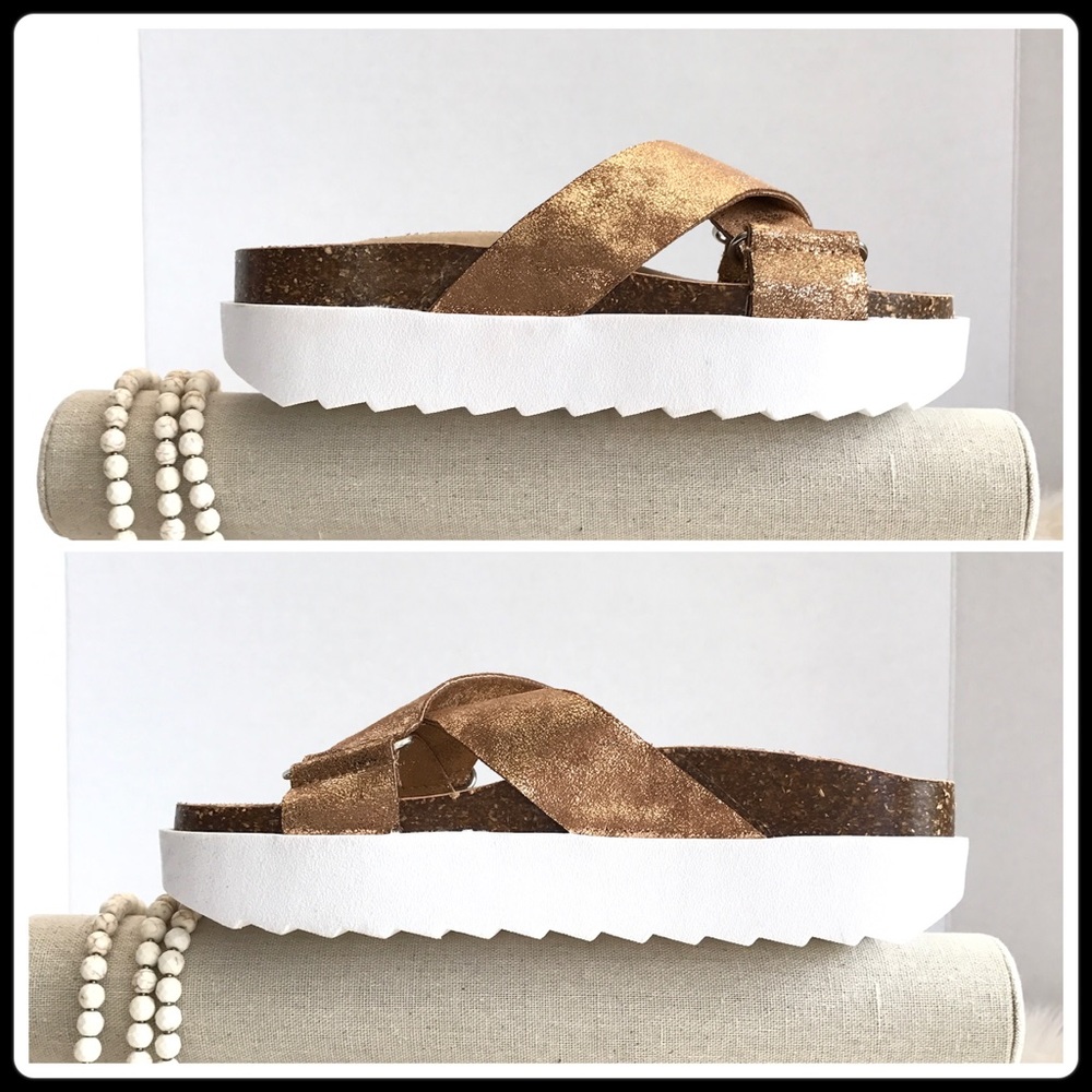 WIDE STRAPS METALLIC SLIDE SANDAL - Picture 7 of 8