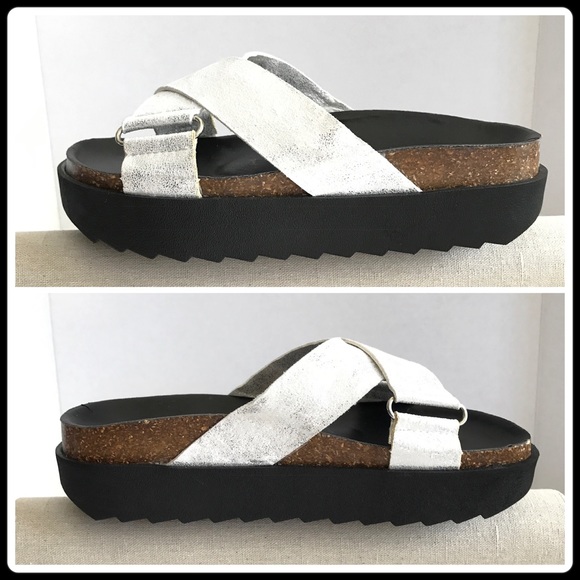 WIDE STRAPS METALLIC SLIDE SANDAL - Picture 5 of 8