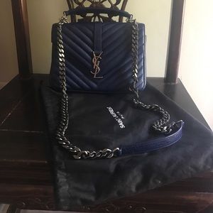 Authentic YVES ST LAURENT MED SAC MNG.