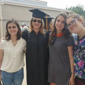 Meet your Posher, Debi