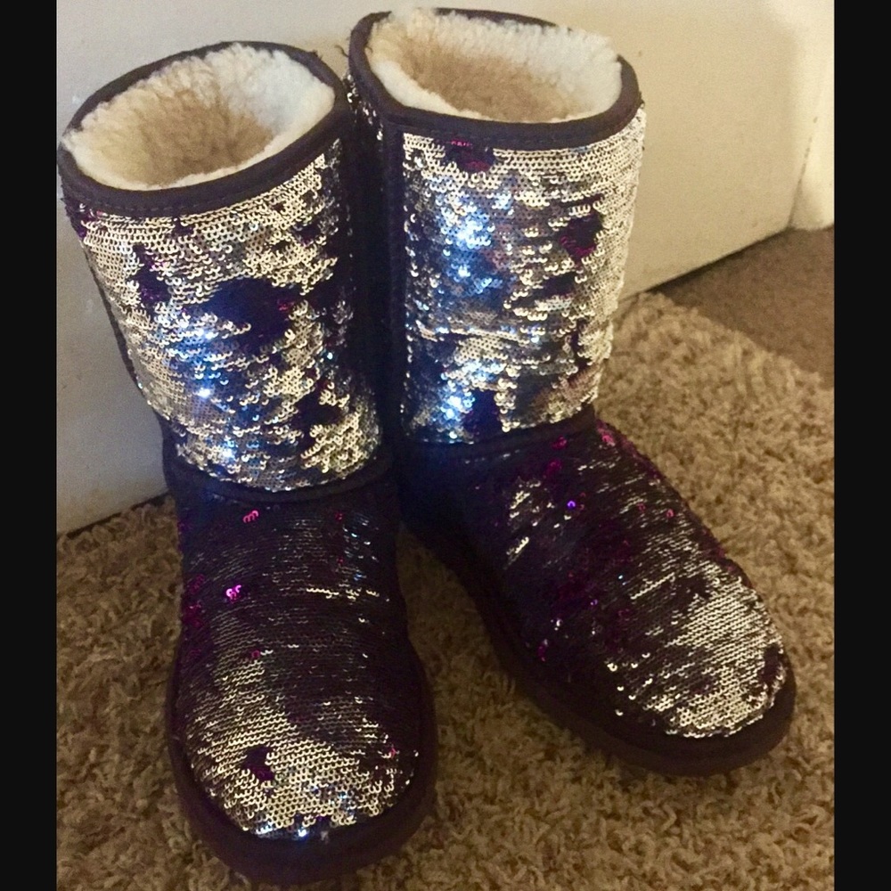 xxxSOLDxxx  Rare Purple & Silver Sequin UGG Boots