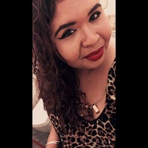 Meet your Posher, Jessica