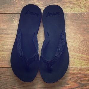 Reef flip flop sandals, size 9