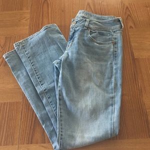 Light wash American Eagle jeans