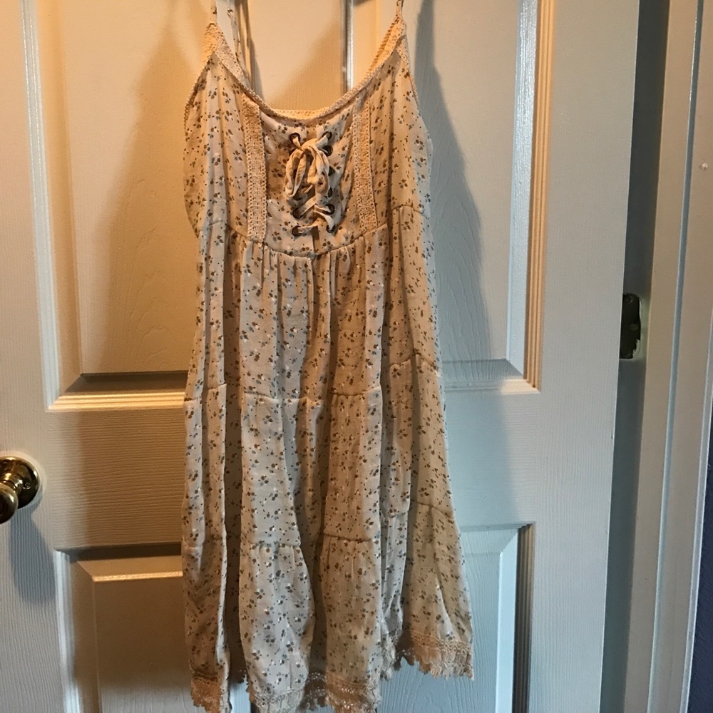 Vintage creme dress