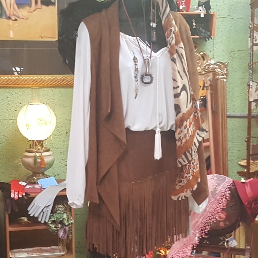 NWOT Carmel color drapery vest M/L