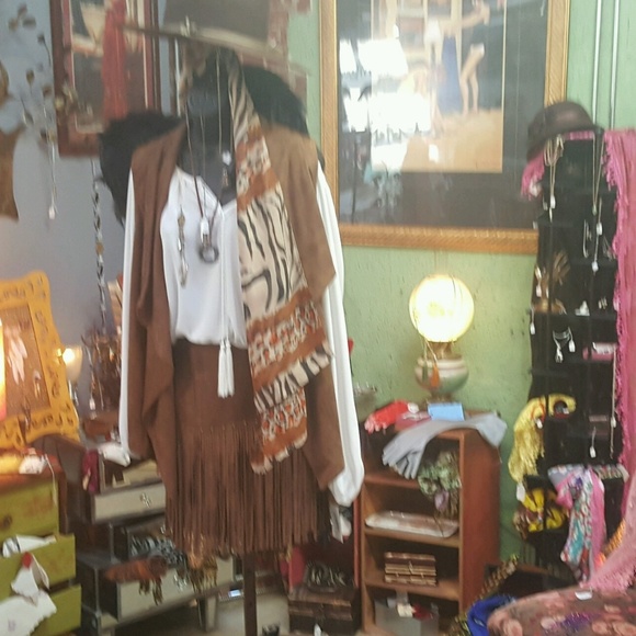 NWOT Carmel color drapery vest M/L - Picture 2 of 3