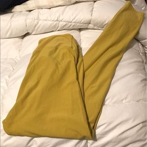 LulaRoe TC Yellow leggings