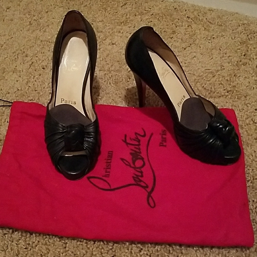 High heels shooes