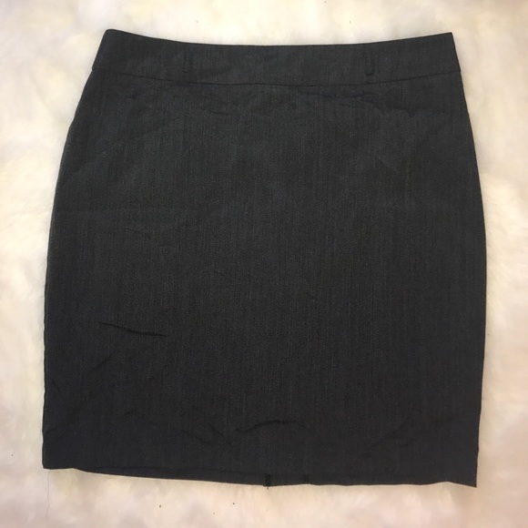 Soho Apparel Skirts - Soho Apparel Gray Midi Skirt Soho Apparel Skirts - Soho Apparel Gray Midi Skirt