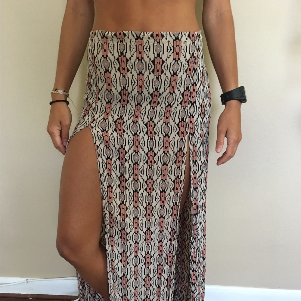 Maxi skirt