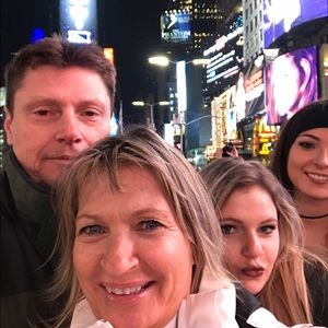 Meet your Posher, Darenda