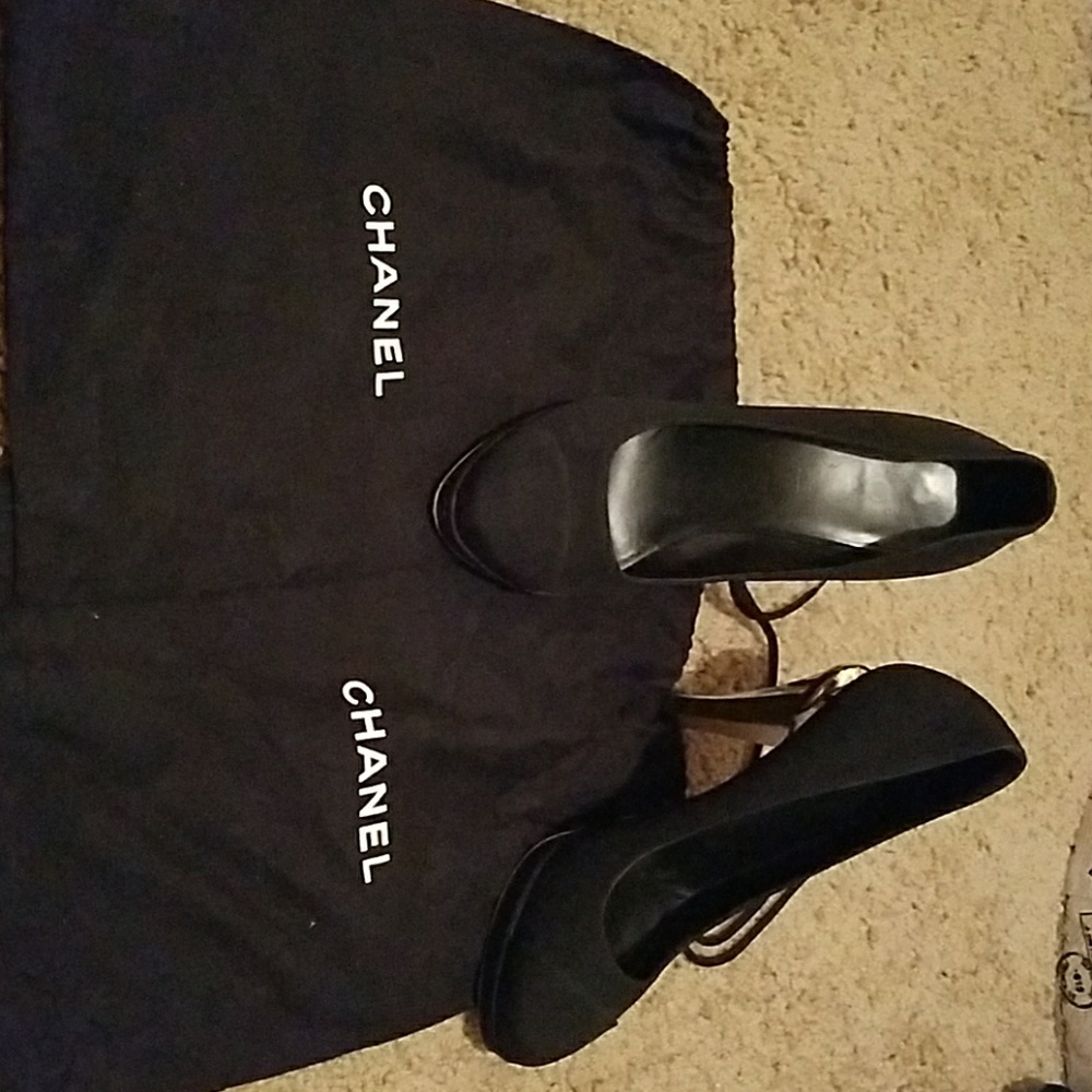 Authentic chanel shoes