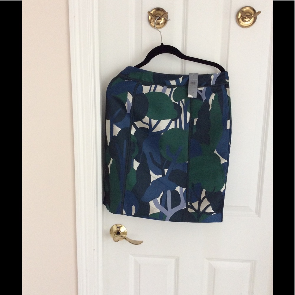 Ann Taylor pencil skirt - Picture 5 of 7