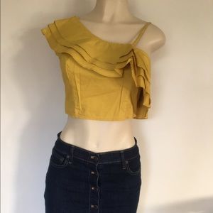 Crop top with ruffles