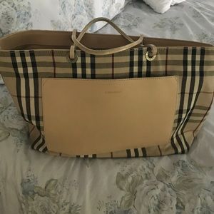 Burberry Tote
