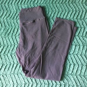 American Eagle Yoga Leggings - M