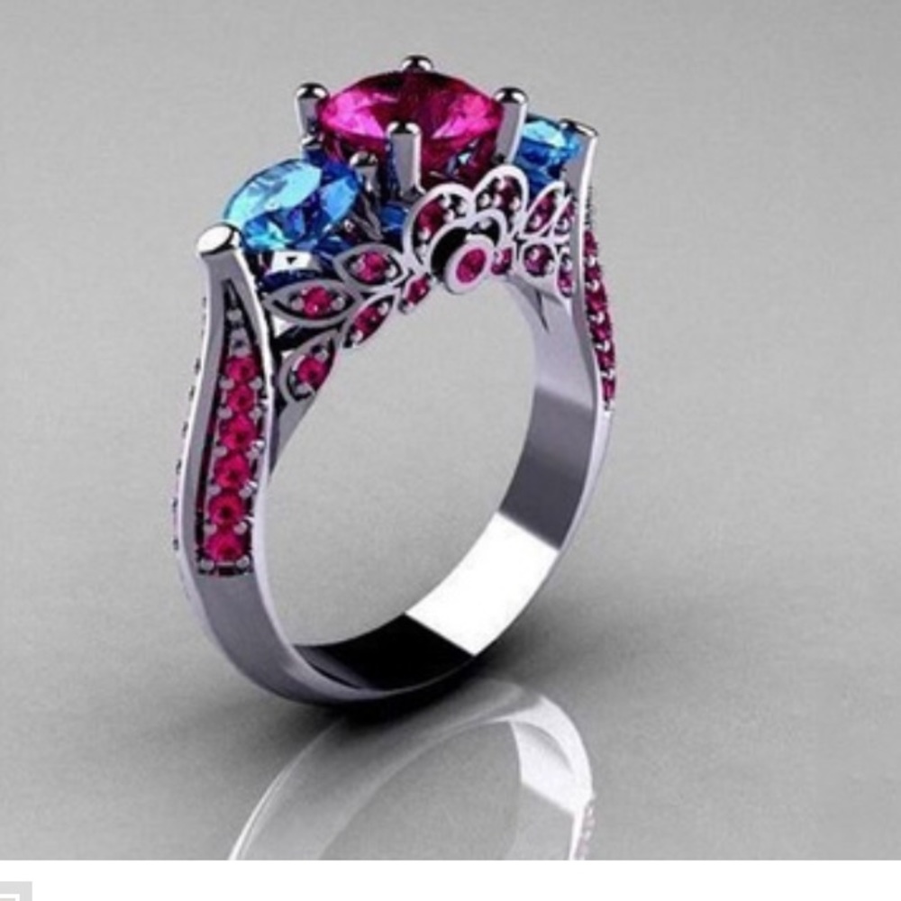 NWT BLUE AND RED SPINEL RING