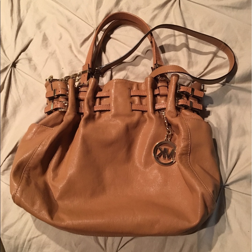 Michael Kors w/ crossbody feature