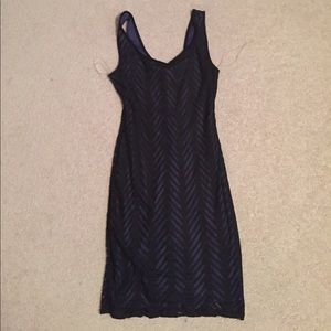 Medium studio Y black and blue dress