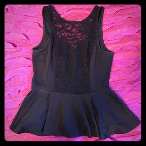 MOVING SALE🌜 backless peplum top