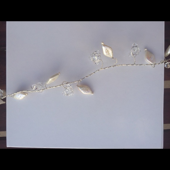 Mother of Pearl Headpiece main image 4