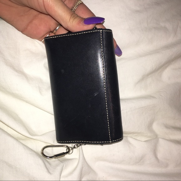 Coach - Picture 8 of 8