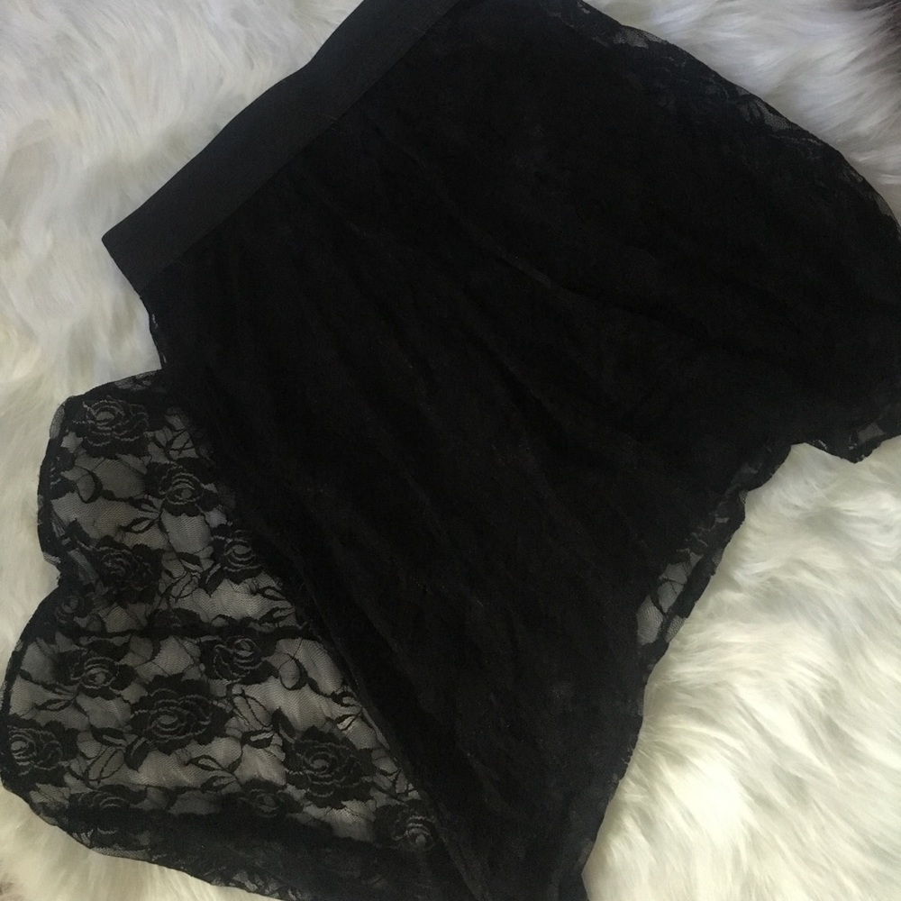 Brand new hi low skirt