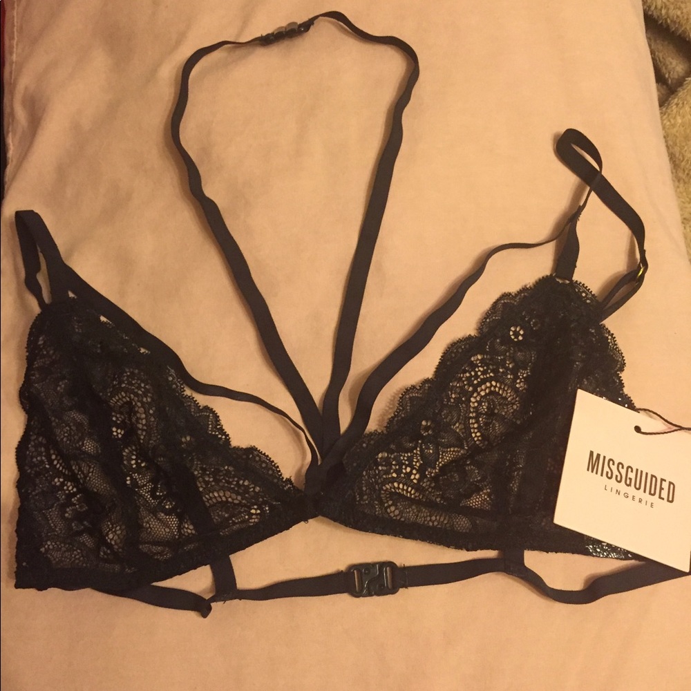 Strappy Lace Triangle Bra!