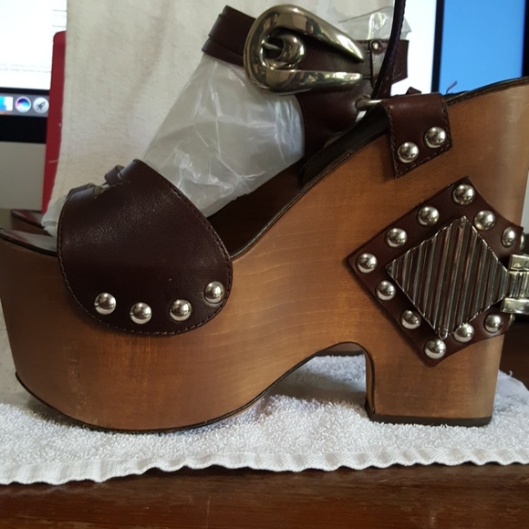 ROBERTO CAVALLI - Picture 4 of 6