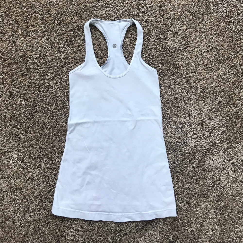 White lululemon tank