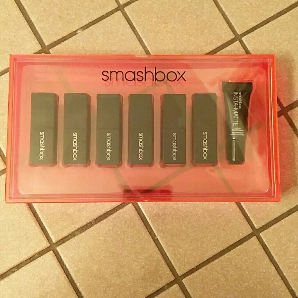 LIMITED EDITION Smashbox light it up lip set