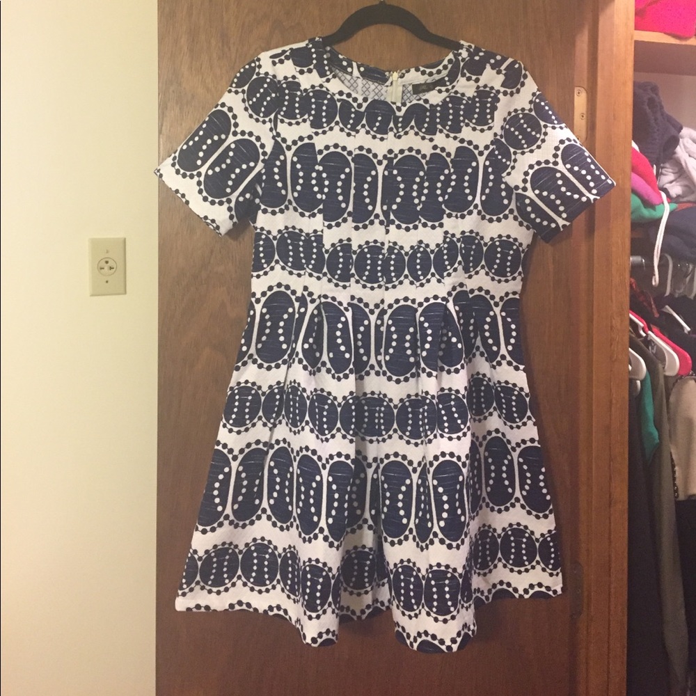 Lilly boutique dress size M