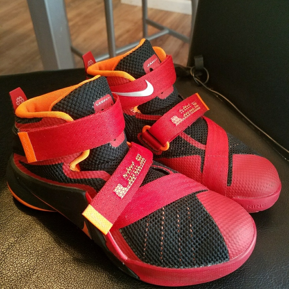 Kids shoes
