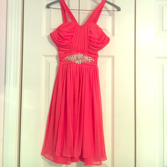Pink semi formal dress. - Picture 2 of 4