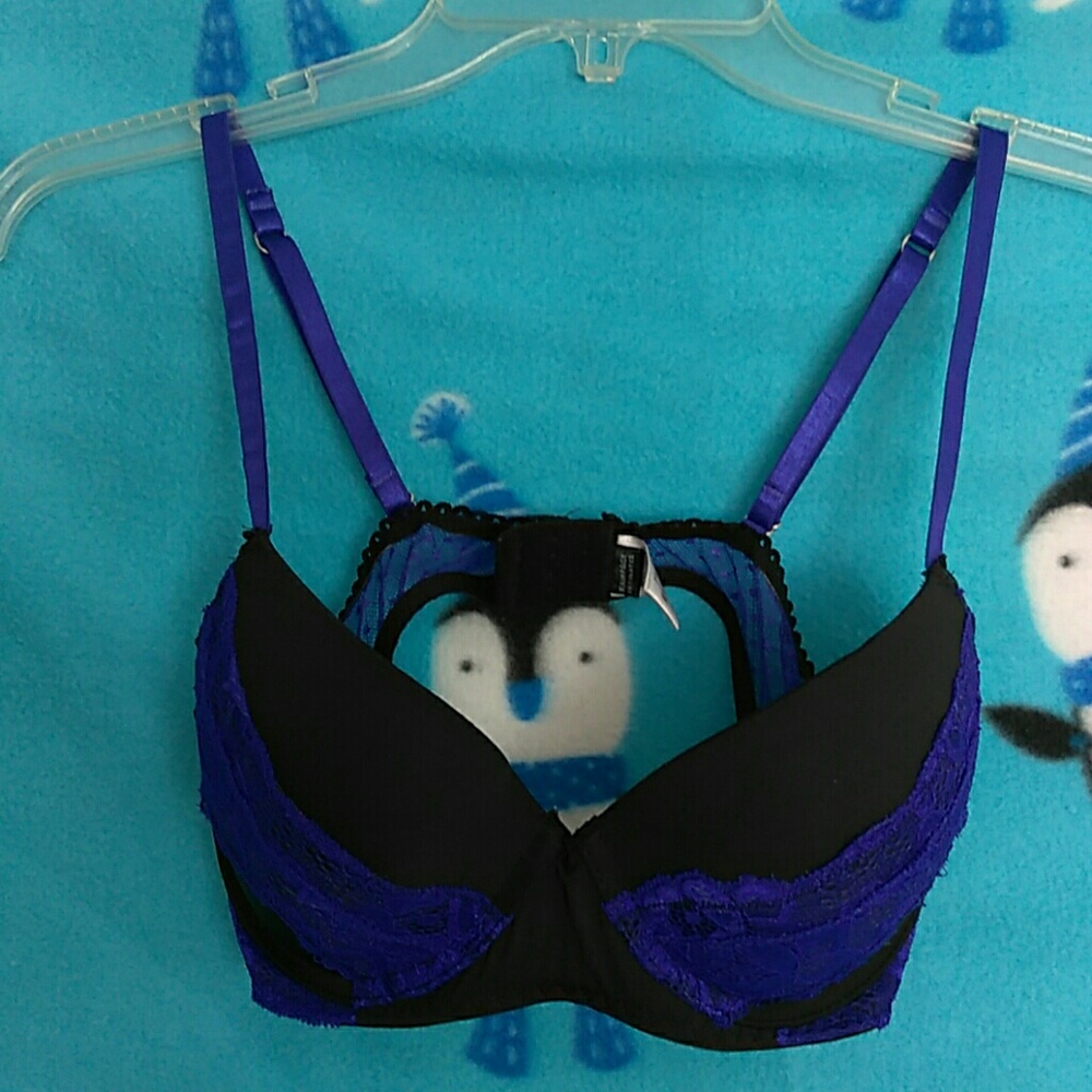 Misses black & blue bra