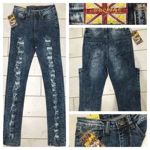NWT MACHINE jeans size 3 Destroyed skinny