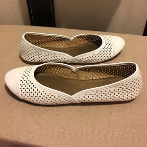 White Summer Flats