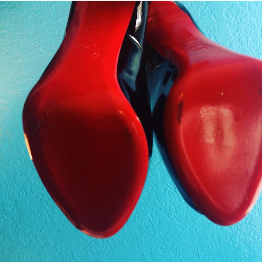 🚨AUTHENTIC: christian louboutin peep toe pumps!