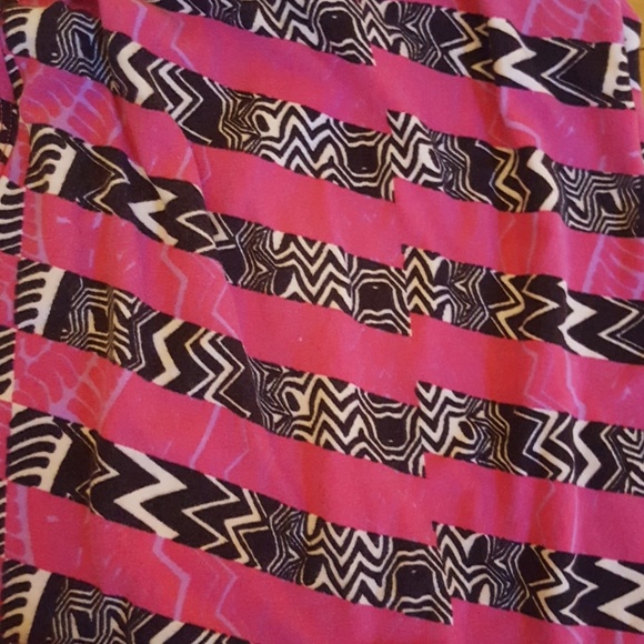 Lularoe TC - Picture 2 of 4
