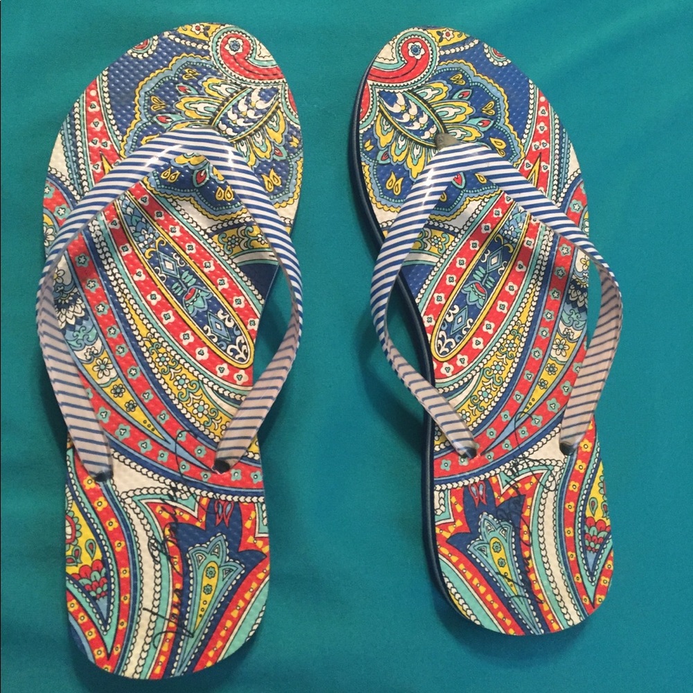 Vera Bradly flip flops
