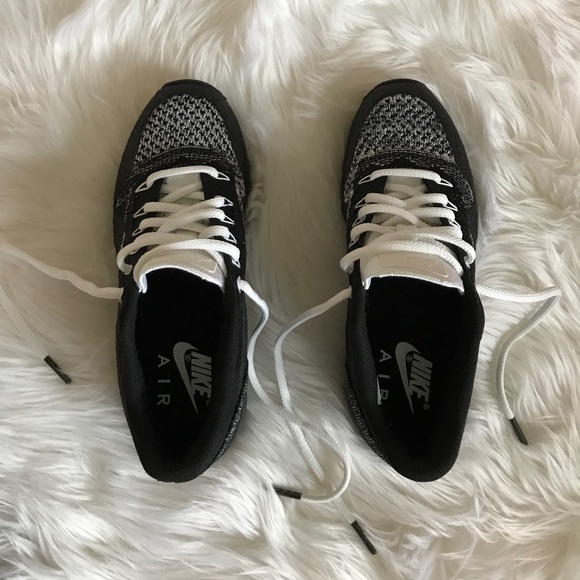 Nike Air Max 1 Ultra Flyknit - Picture 5 of 7