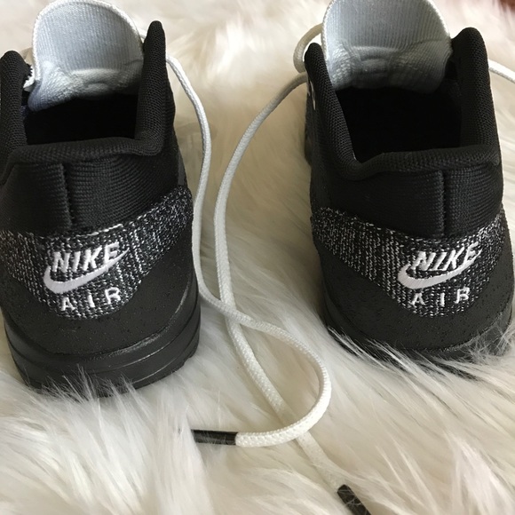 Nike Air Max 1 Ultra Flyknit - Picture 6 of 7