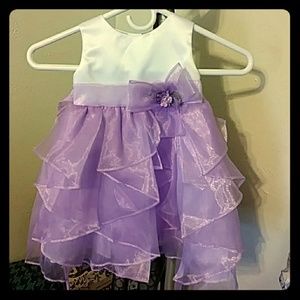 Kids collection white and lavender dress size XL