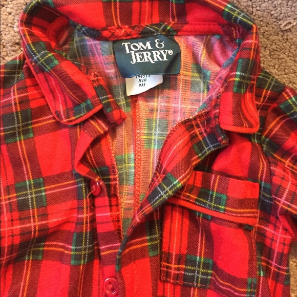 Tom & Jerry Plaid Christmas Pajamas - Picture 2 of 2
