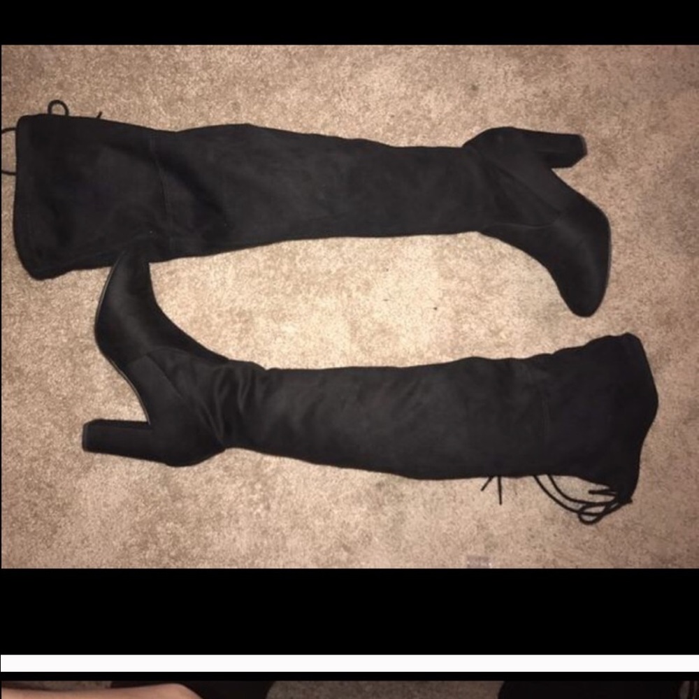 Knee high boots unsed twice