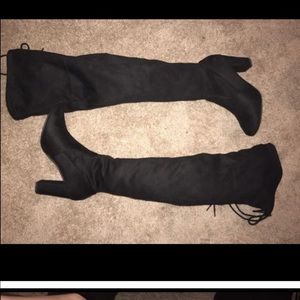 Knee high boots unsed twice